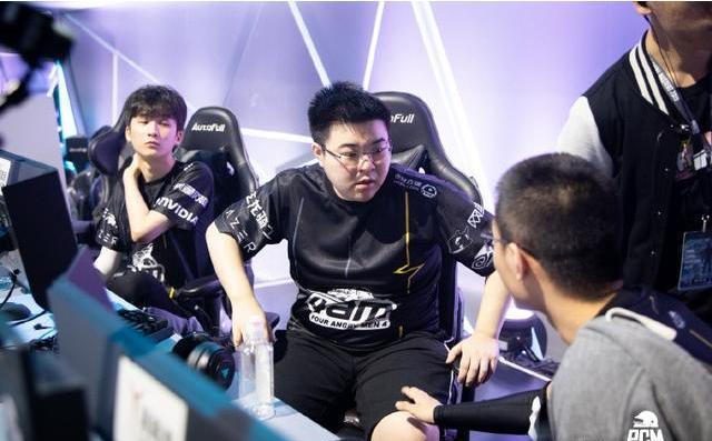 媒体上分享 媒体上分享